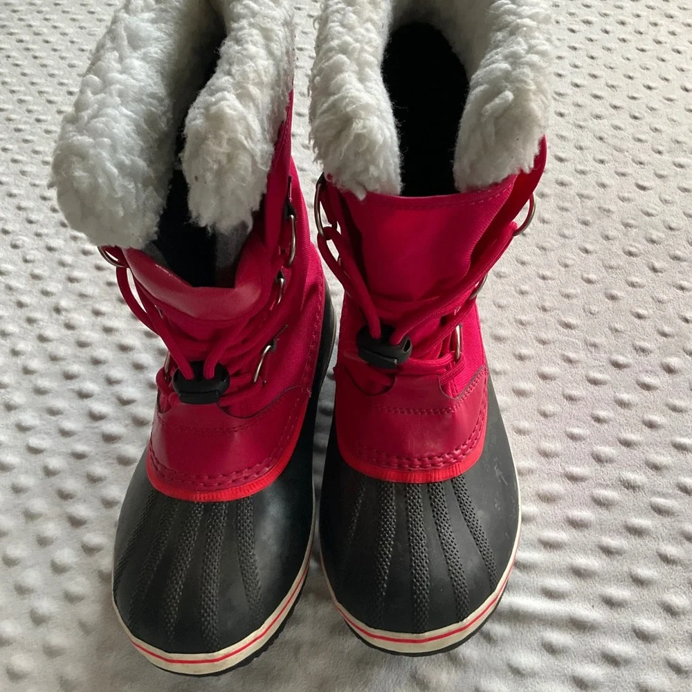 Sorel Winter Boots Kids Size 4 Pink Waterproof Faux‎ Fur NY1962-600